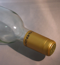 Gold/Black Grapes Pvc Shrink Capsules