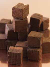 Hungarian Oak Cubes Med Toast 3oz